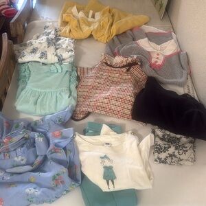 Bundle of girls clothing size 5 (one shirt size 6)
